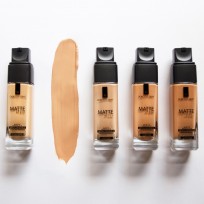 DOROTHY GRAY BASE DE MAQUILLAJE MATE 03 BRONZE 